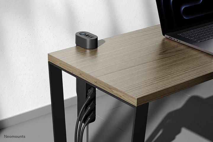 Produktbild Neomounts Tischsteckdose mit Klemme 3-fach/230V/USB-A/2xUSB-C/schwarz (Tisch)
