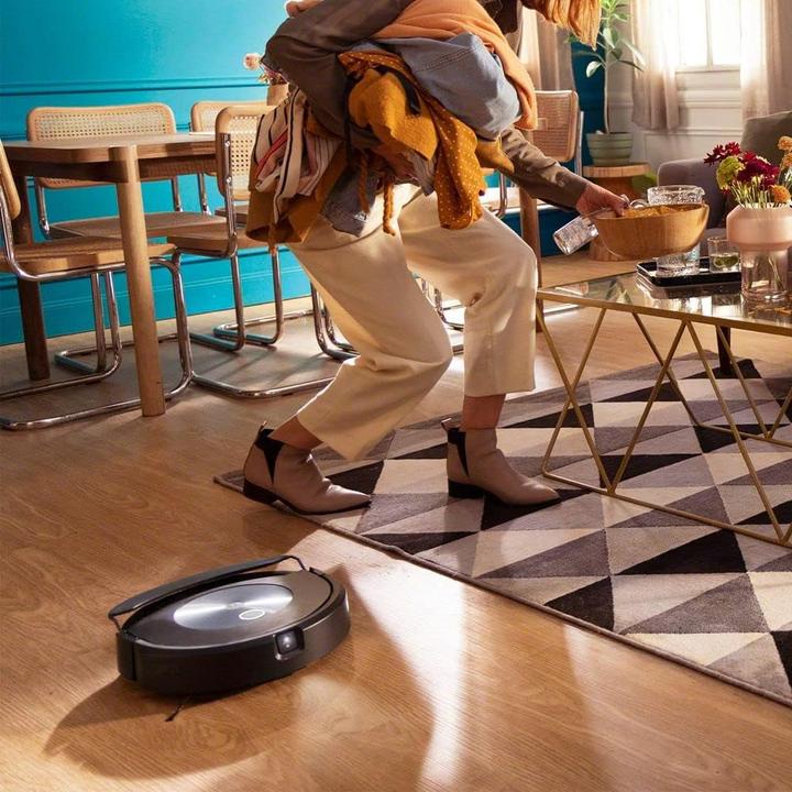 Image du produit iRobot Roomba Combo j7 (Robot d'aspiration et de nettoyage)