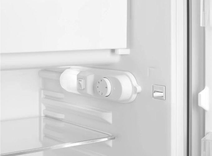 Image du produit Smeg Style rétro FAB10RWH5 (122 l)