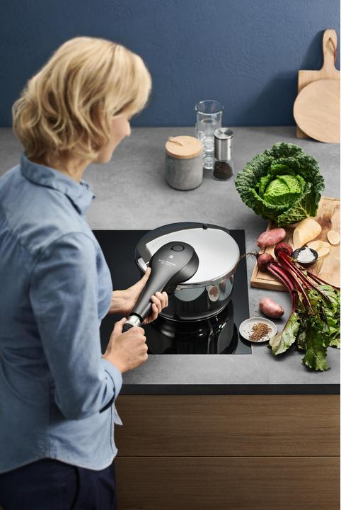 Actual product image WMF Steam / pressure cooker (22 cm, Steam cooker, Stainless steel)