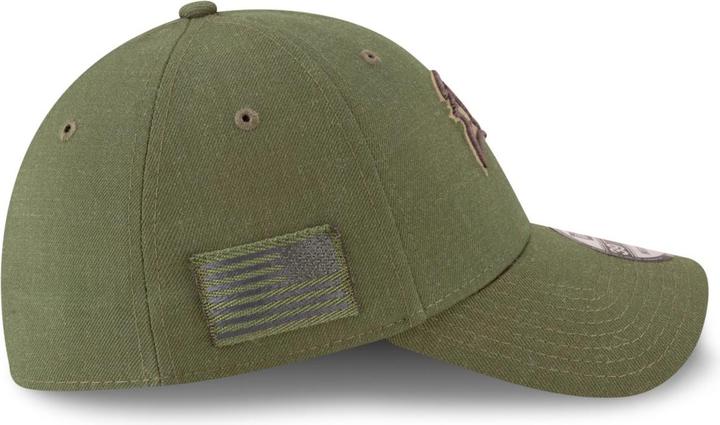 Actual product image New Era 39Thirty Stretchfit NFL Salute To Service (M, L)