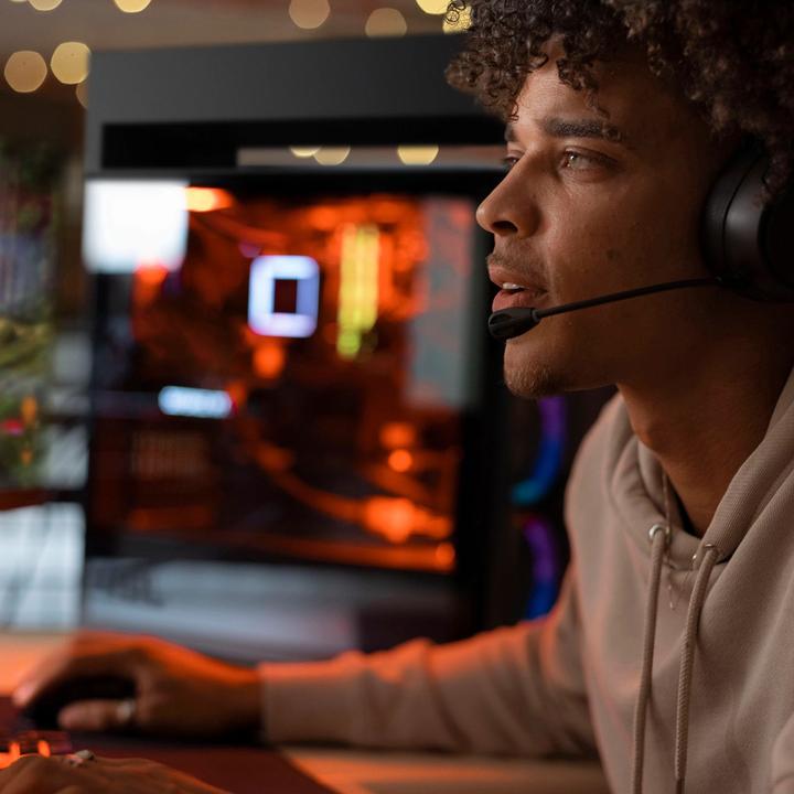 Productafbeelding HP OMEN Des Komplettsystem (Intel Core Ultra 9 285K, 64 GB, 1000000 GB, GeForce RTX 5080)