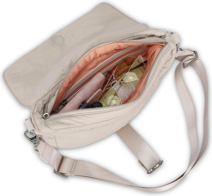 Actual product image Expatrié Bobby shoulder bag