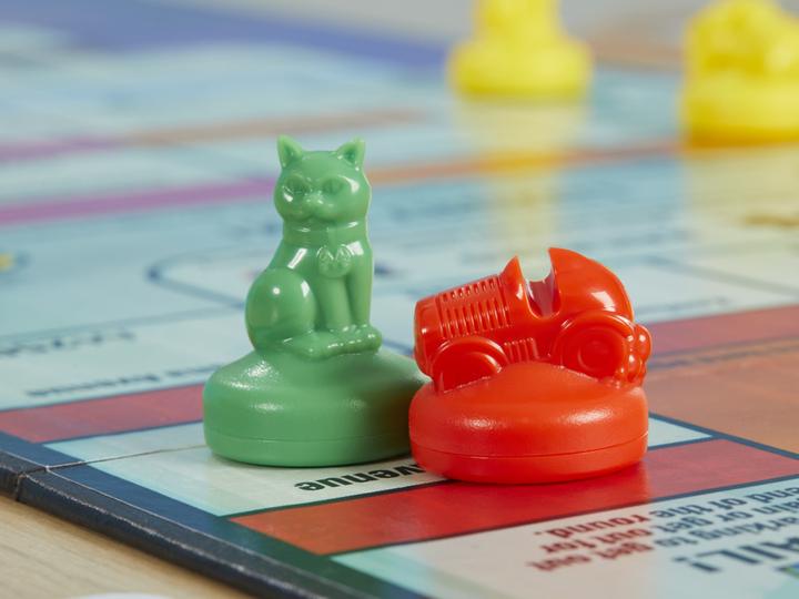 Actual product image Hasbro Gaming Monopoly (Italian)