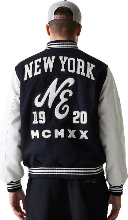 Actual product image New Era Varsity College Jacke - BRAND PATCHES - M (M)