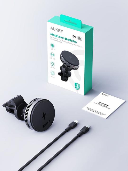 Actual product image Aukey Maglink Phone Dash Mount (15 W)