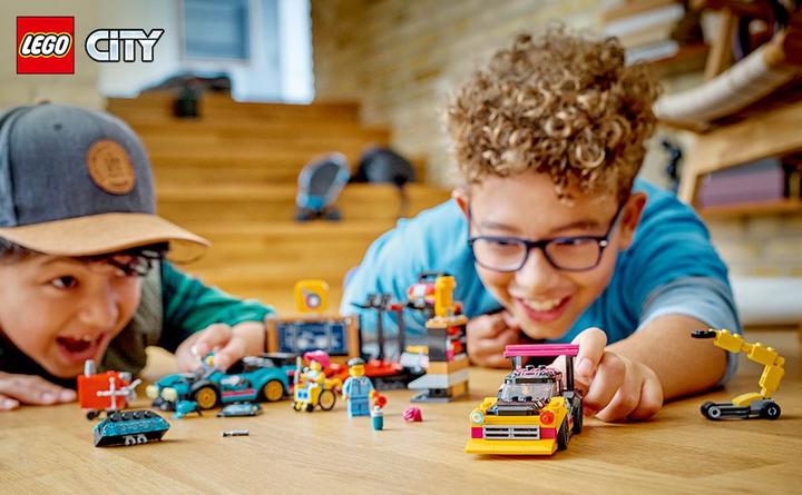 Produktbild LEGO Autowerkstatt (60389, LEGO City)