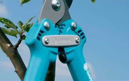 Produktbild Gardena Comfort Astschere 500 BL