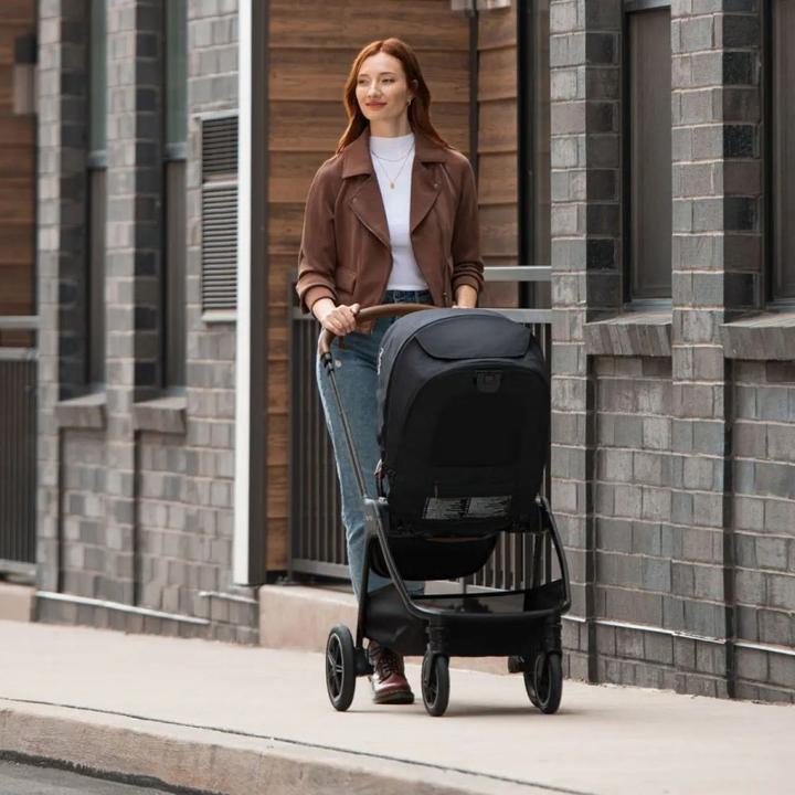 Actual product image Nuna Triv