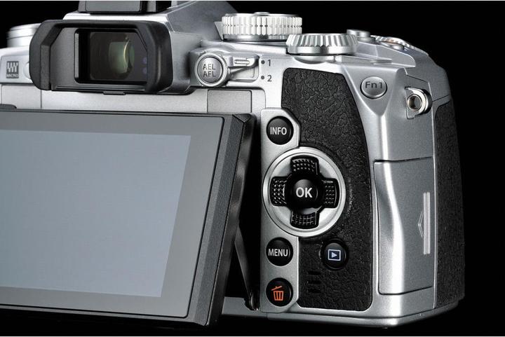 Actual product image Olympus OM-D E-M1 Body (16.30 Mpx, Micro Four Thirds)