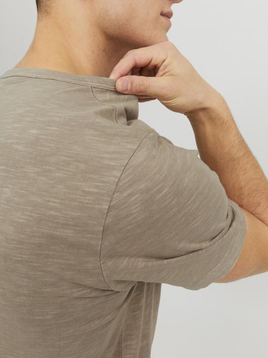 Image du produit Jack & Jones T-shirt à col fendu (XS)