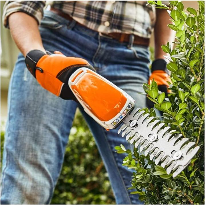 Actual product image Stihl Battery Grass & Shrub Shears HSA 26 - with battery AS2 and charger AL1 (Electric hedge trimmer)