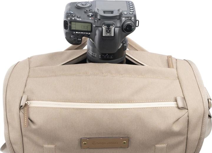 Actual product image Vanguard Veo Range 38 BG (Camera shoulder bag, 17 l)