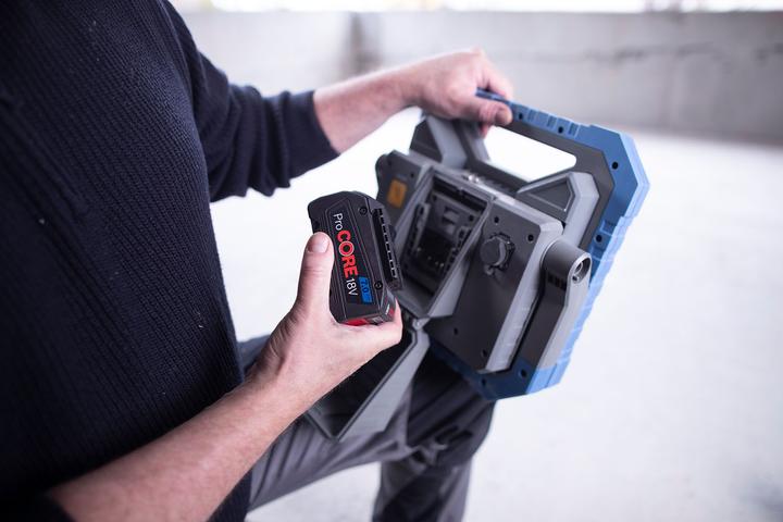 Actual product image Brennenstuhl BS 8050 MH (7900 lm)