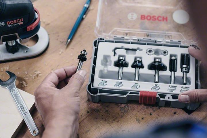 Produktbild Bosch Professional Zubehör 30-teiliges Fräser-Set, 6-mm-Schaft für Handfräsen