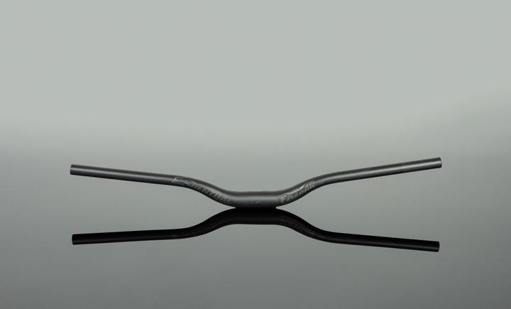 Actual product image Renthal V3 Fatbar Lite Riser Handlebar, 35.0, 760x40mm, black (40 mm)