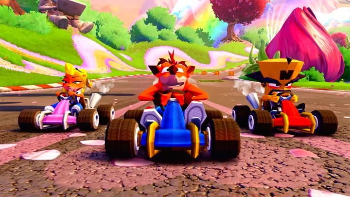Image du produit Activision CTR Crash Team Racing : Nitro Fueled (Switch, DE)