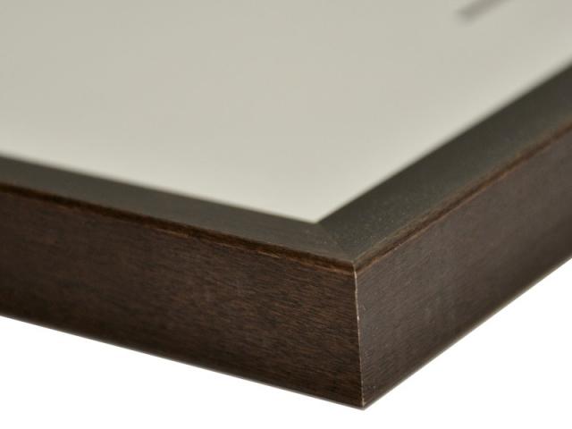 Actual product image Nielsen Essential (13 x 18 cm)