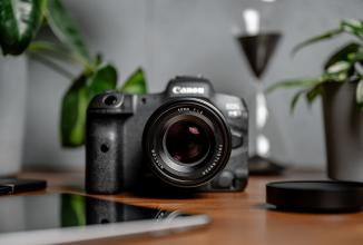 Produktbild Voigtländer Nokton 40mm / 1.2 asph. (Canon RF, Vollformat)