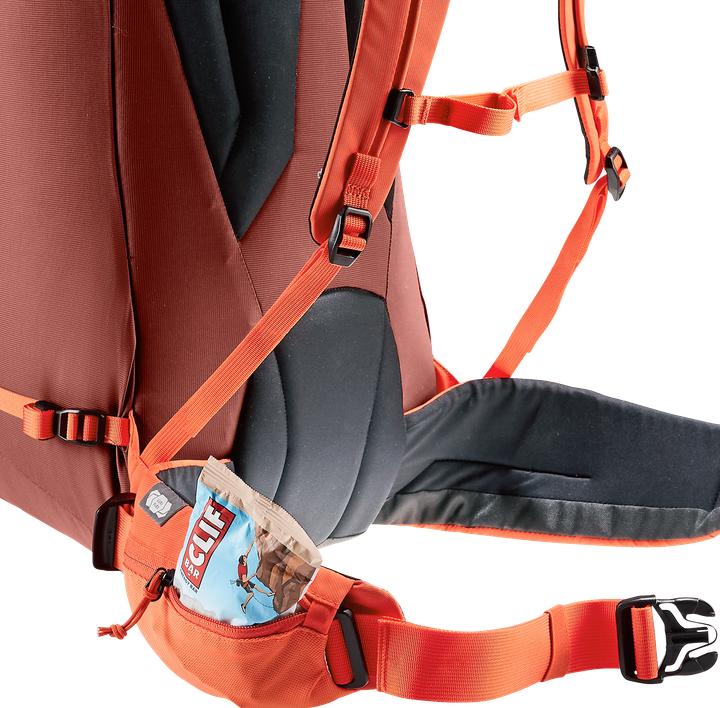 Actual product image Deuter Guide 34 + 8 (34 l)