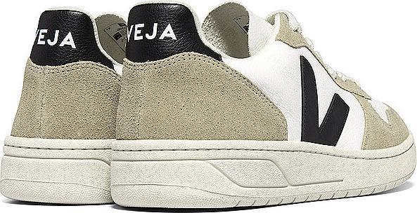 Actual product image Veja V-10 (44)
