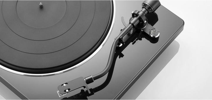 Actual product image Denon DP-400 (Semi-automatic)