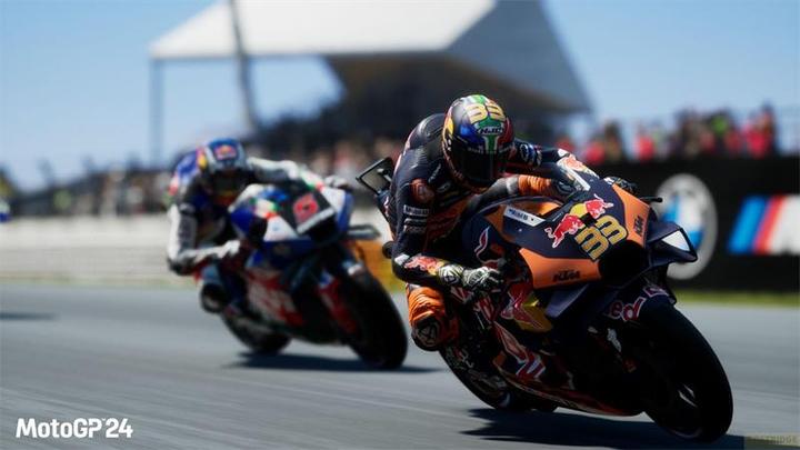 Produktbild Milestone MotoGP 24 Day One Edition (PS4, Multilingual)