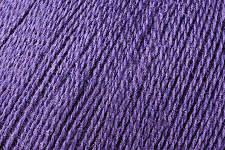 Actual product image Rowan Fine Lace (400 m)
