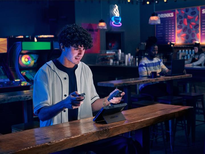 Actual product image Lenovo Legion Go