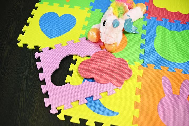 Produktbild Knorrtoys Puzzlematte - „Formen“ /9-tlg./30cm (30 x 30 x 30 cm)