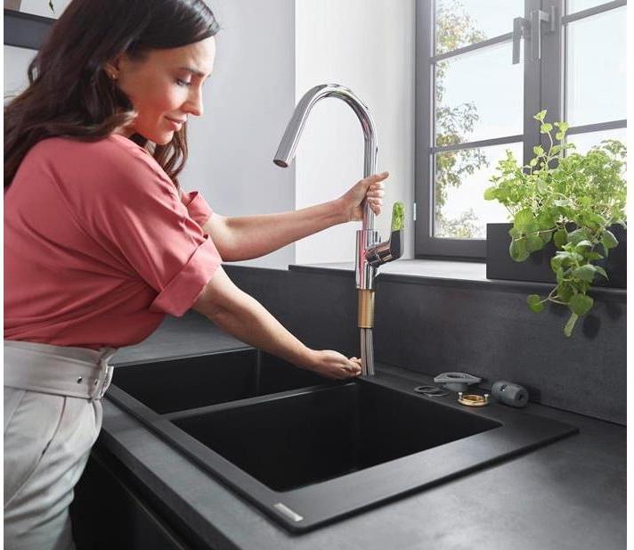 Produktbild hansgrohe Focus M41 Einhebel-Küchenarmatur 240, Ausziehbrause, 2 Strahlarten