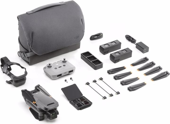 Immagine prodotto DJI Mavic 3 Fly More Combo (46 min, 895 g, 20 Mpx)