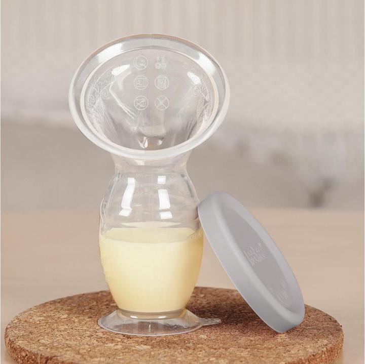 Actual product image Haakaa 100ml Silicone Breast Pump with Suction Base & Silicone Cap