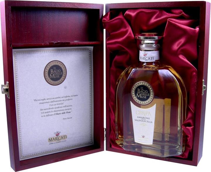 Produktbild Marcati Grappa di Amarone Barrique "il bacio delle muse" in Holzkiste (1 x 70 cl)