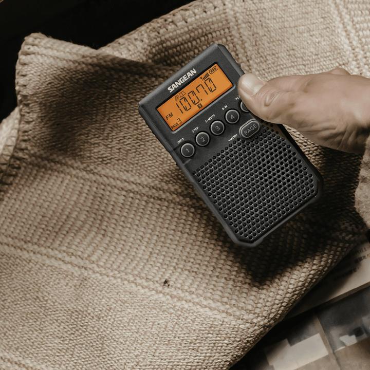 Actual product image Sangean DT-800 +BATT black (AM, FM)