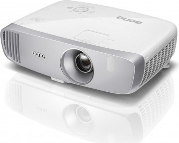 BenQ W1110 (Full HD, 2200 lm, 1.15 - 1.5:1)