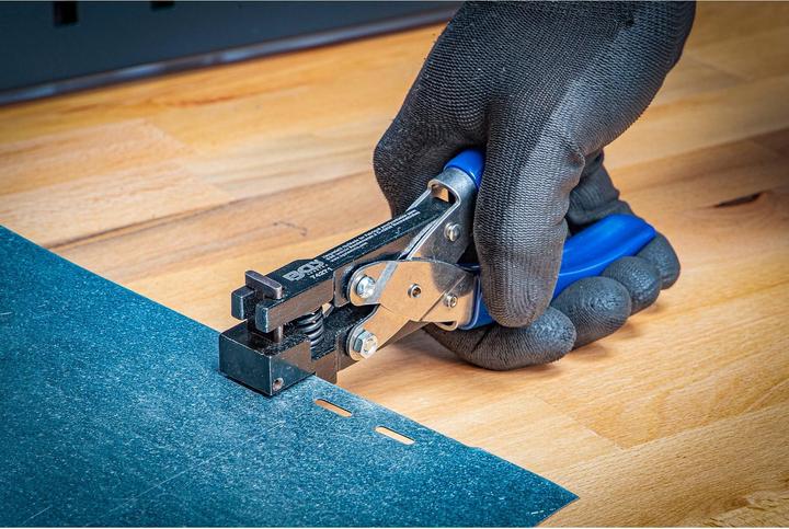 Actual product image BGS Long Hole Punching Pliers | 13 x 3 mm (175 mm)