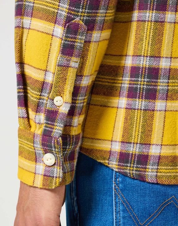 Actual product image Wrangler Long sleeve shirt Two Pocket Shirt (L)