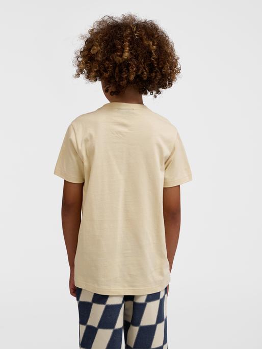 Actual product image hummel hmlPETS T-SHIRT S/S (146)