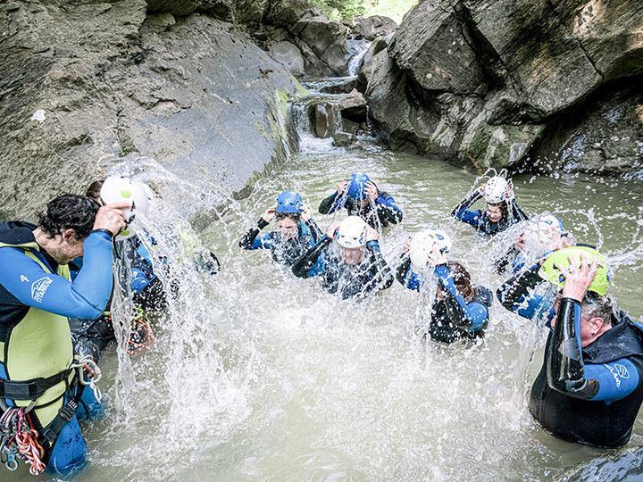 Produktbild Smartbox Aufregende Canyoning-Tour im Tessin für 1 Person (1 Pers.)