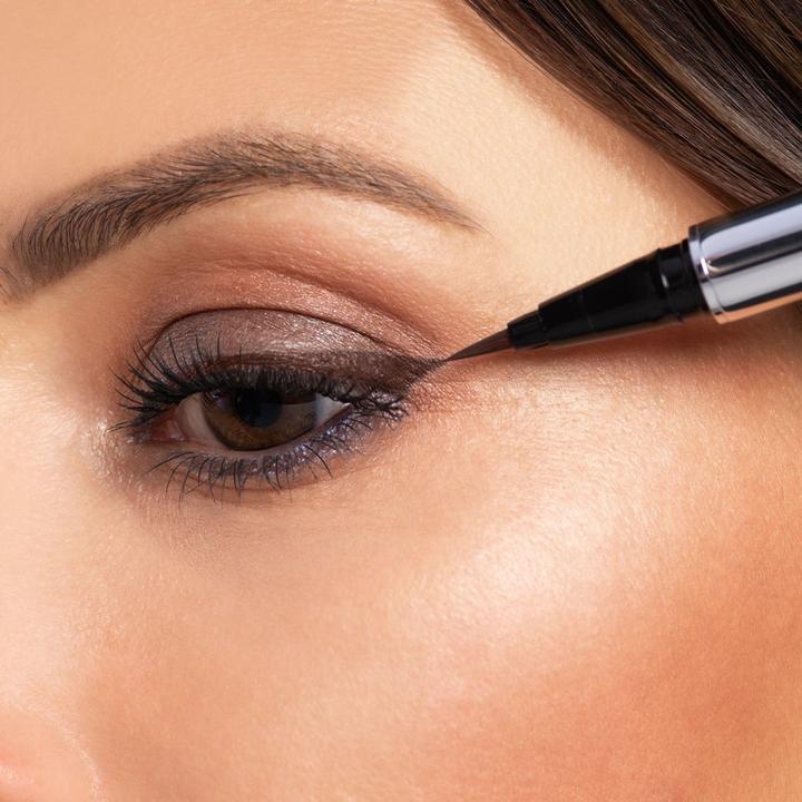 Actual product image Artdeco High Precision (03 Brown)