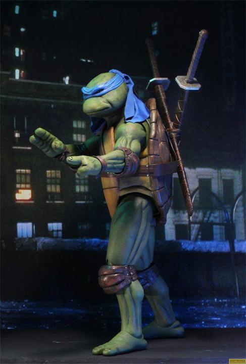 Actual product image Neca Teenage Mutant Ninja Turtles: Leonardo 1/4