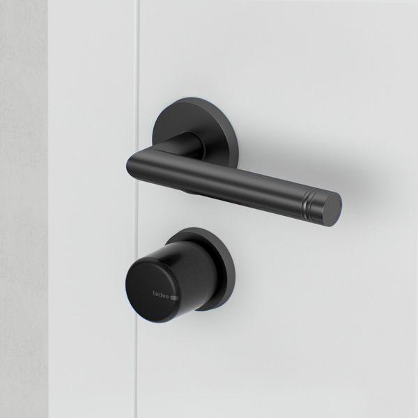 Immagine prodotto Tedee Go 2 mit Bridge und Keypad Pro (Impronta, Bluetooth, Combinazione numerica elettronica, Smartphone)