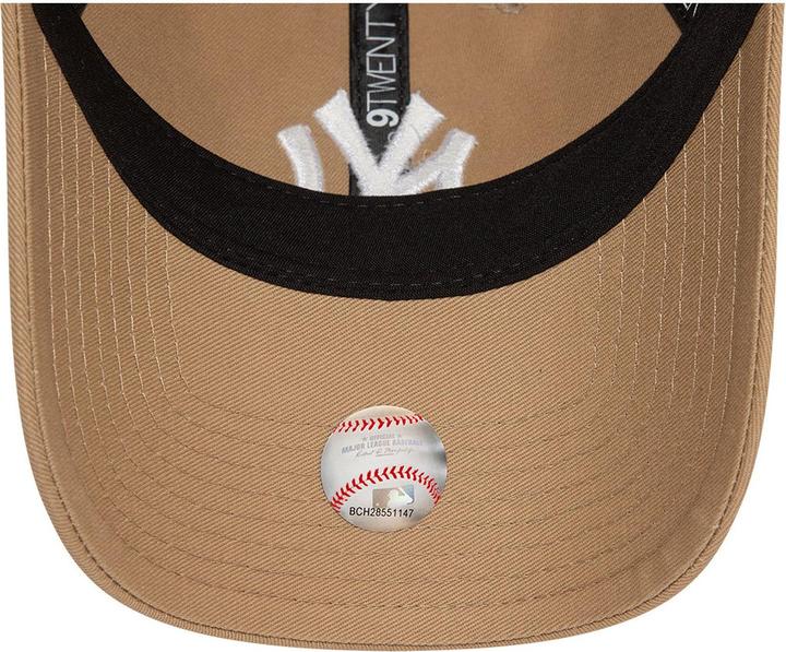Actual product image New Era 9Twenty Casual Cap - New York Yankees Camel