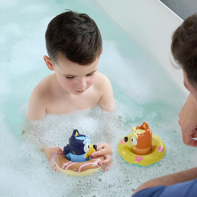 Actual product image Tomy Bluey bathing island 2-pack