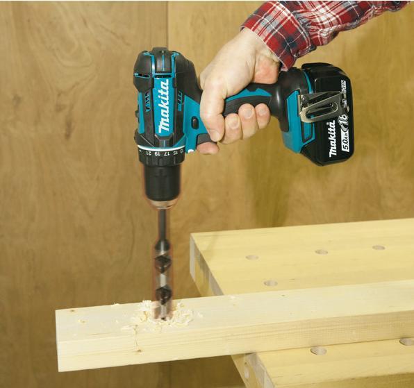 Image du produit Makita Perceuse-visseuse sans fil DDF482RMJ Set (Fonctionnement sur batterie)