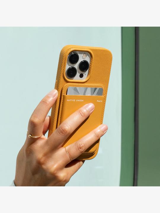 Immagine prodotto Native Union giallo dorato (Apple iPhone 15, Apple iPhone 15 Plus, Apple iPhone 15 Pro Max, Apple iPhone 15 Pro)