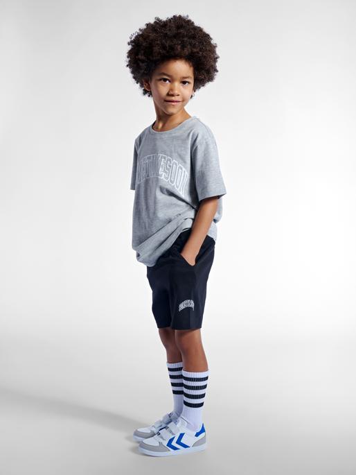 Actual product image hummel stmOCEAN SHORTS (104)