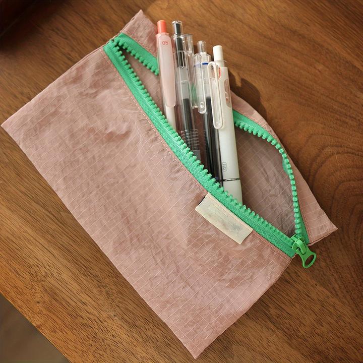 Produktbild Only-Bags.Store Multicolor Nylon Zip Pouches, schlanke Mehrzweck-Aufbewahrungstaschen für Stifte, Schmuck, Münzen
