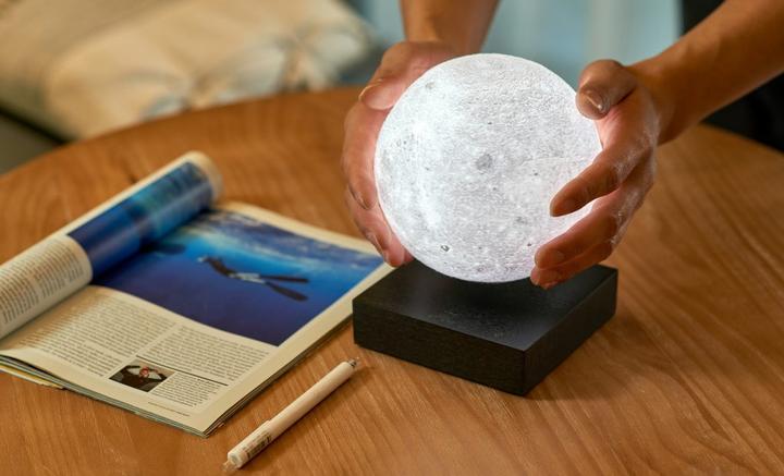 Actual product image Gingko Smart Moon